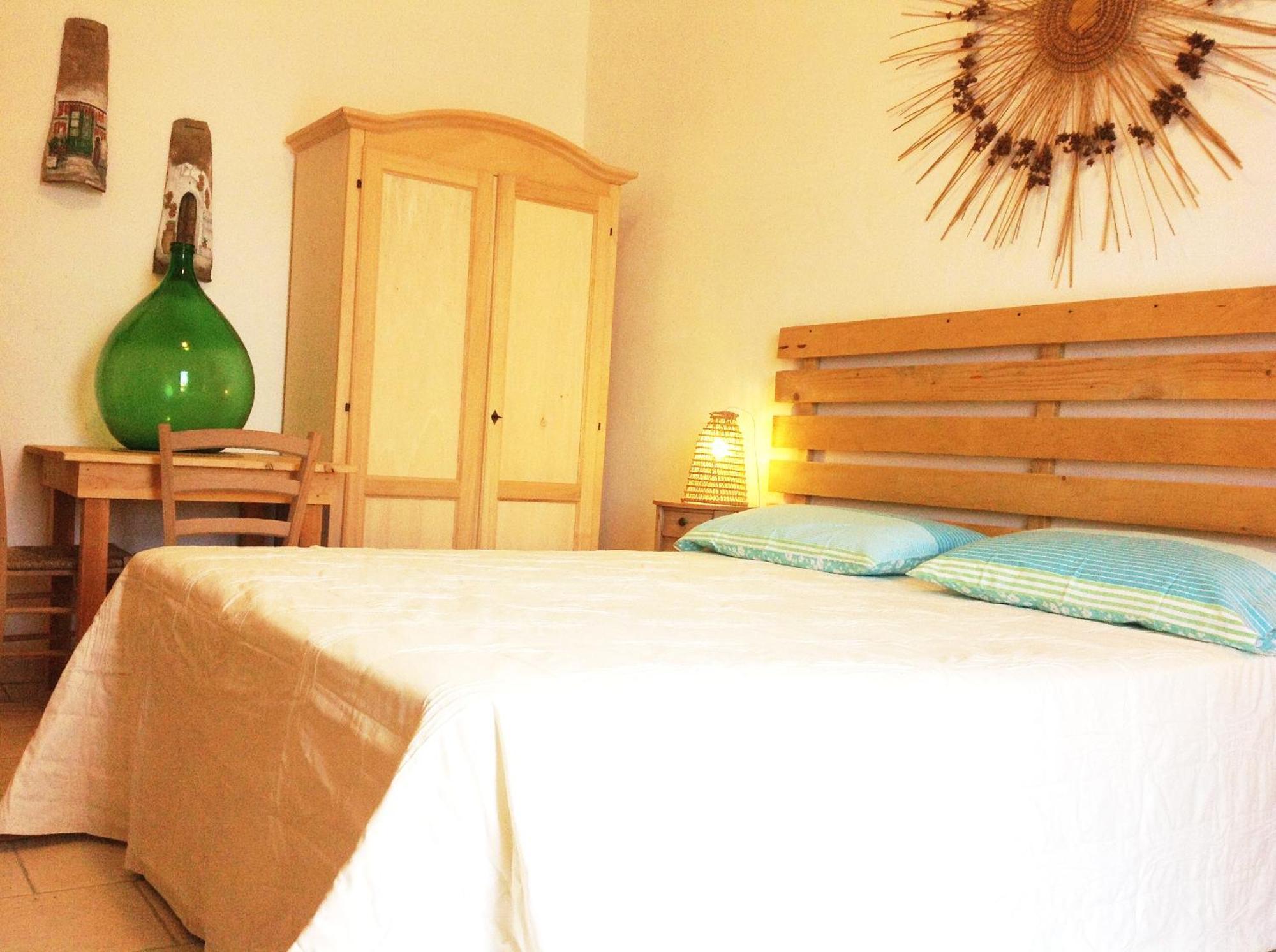 Agriturismo La Palascia Masseria Agreste Отранто Стая снимка